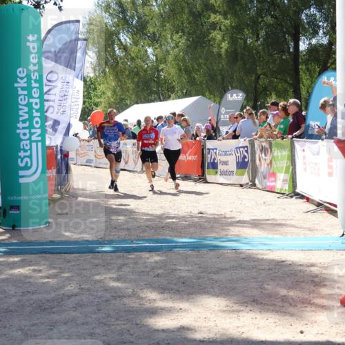 07.09.2025 - 19. Norderstedt Triathlon Zöllner http://msf.ph/oto/8788666 07.09.2025 13:45:38 Ziel 343 meine-sportfotos.de