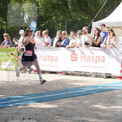 07.09.2025 - 19. Norderstedt Triathlon Zöllner http://msf.ph/oto/8788669 07.09.2025 13:51:08 Ziel 235, 1389 meine-sportfotos.de
