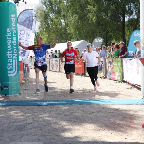 07.09.2025 - 19. Norderstedt Triathlon Zöllner http://msf.ph/oto/8788677 07.09.2025 13:45:40 Ziel 343 meine-sportfotos.de