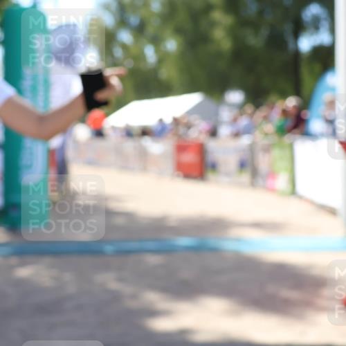 07.09.2025 - 19. Norderstedt Triathlon Zöllner http://msf.ph/oto/8788696 07.09.2025 13:45:42 Ziel 343 meine-sportfotos.de
