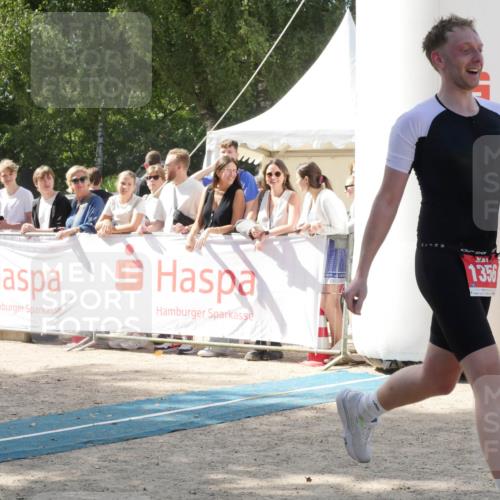 07.09.2025 - 19. Norderstedt Triathlon Zöllner http://msf.ph/oto/8788697 07.09.2025 13:51:25 Ziel 219, 1356 meine-sportfotos.de