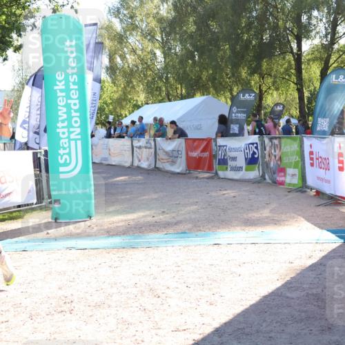 07.09.2025 - 19. Norderstedt Triathlon Zöllner http://msf.ph/oto/8788700 07.09.2025 16:10:57 Ziel 441 meine-sportfotos.de