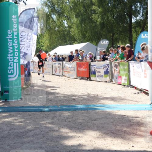 07.09.2025 - 19. Norderstedt Triathlon Zöllner http://msf.ph/oto/8788709 07.09.2025 13:45:56 Ziel 723 meine-sportfotos.de