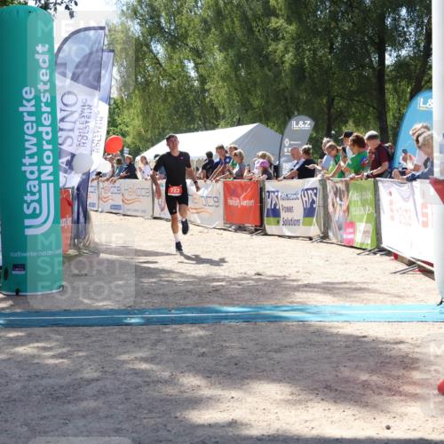 07.09.2025 - 19. Norderstedt Triathlon Zöllner http://msf.ph/oto/8788722 07.09.2025 13:45:58 Ziel 723 meine-sportfotos.de