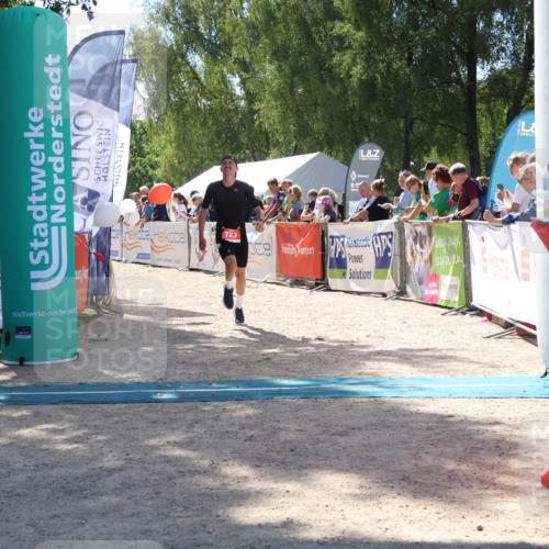 07.09.2025 - 19. Norderstedt Triathlon Zöllner http://msf.ph/oto/8788727 07.09.2025 13:45:58 Ziel 723 meine-sportfotos.de