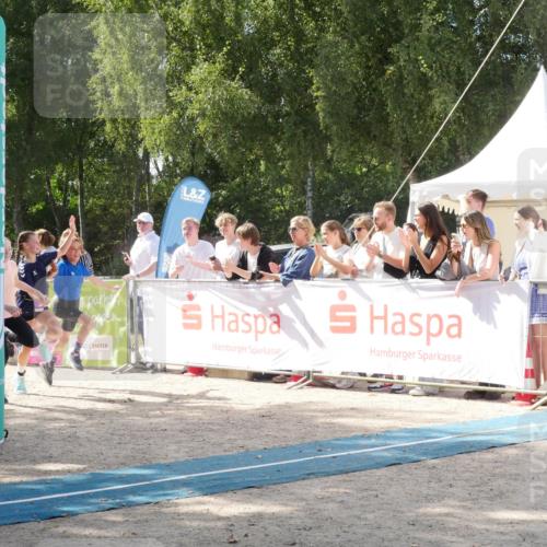 07.09.2025 - 19. Norderstedt Triathlon Zöllner http://msf.ph/oto/8788729 07.09.2025 13:52:05 Ziel 333 meine-sportfotos.de