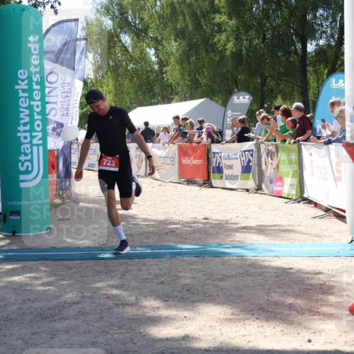 07.09.2025 - 19. Norderstedt Triathlon Zöllner http://msf.ph/oto/8788741 07.09.2025 13:45:59 Ziel 723 meine-sportfotos.de
