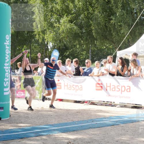 07.09.2025 - 19. Norderstedt Triathlon Zöllner http://msf.ph/oto/8788742 07.09.2025 13:52:14 Ziel 324 meine-sportfotos.de