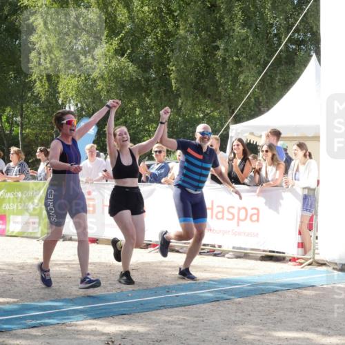 07.09.2025 - 19. Norderstedt Triathlon Zöllner http://msf.ph/oto/8788749 07.09.2025 13:52:14 Ziel 324 meine-sportfotos.de