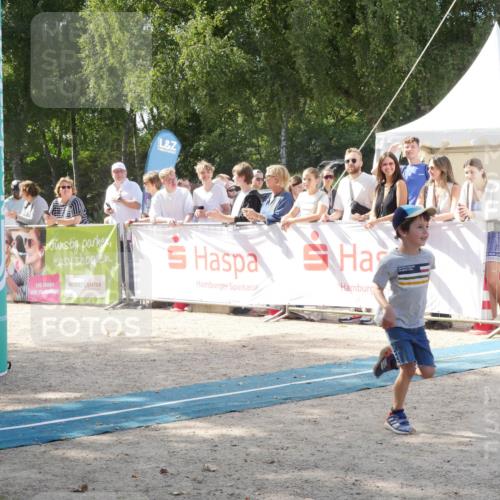 07.09.2025 - 19. Norderstedt Triathlon Zöllner http://msf.ph/oto/8788767 07.09.2025 13:52:55 Ziel 360 meine-sportfotos.de