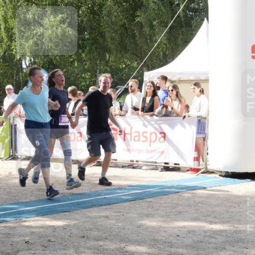 07.09.2025 - 19. Norderstedt Triathlon Zöllner http://msf.ph/oto/8788795 07.09.2025 13:53:36 Ziel 358 meine-sportfotos.de