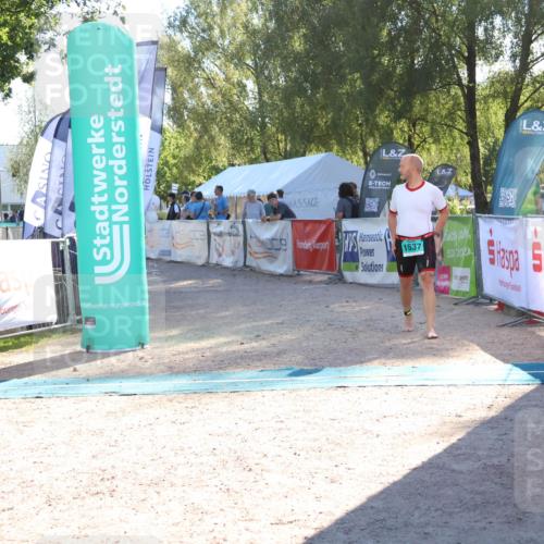 07.09.2025 - 19. Norderstedt Triathlon Zöllner http://msf.ph/oto/8788809 07.09.2025 16:11:35 Ziel 1537 meine-sportfotos.de