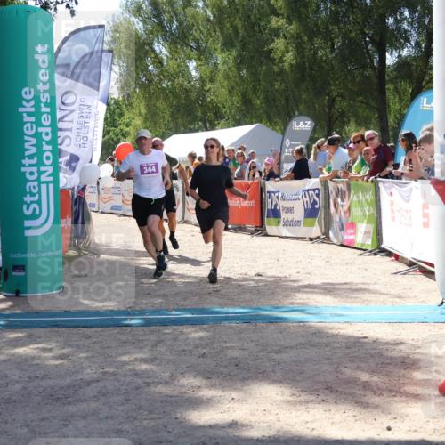 07.09.2025 - 19. Norderstedt Triathlon Zöllner http://msf.ph/oto/8788810 07.09.2025 13:46:17 Ziel 344 meine-sportfotos.de