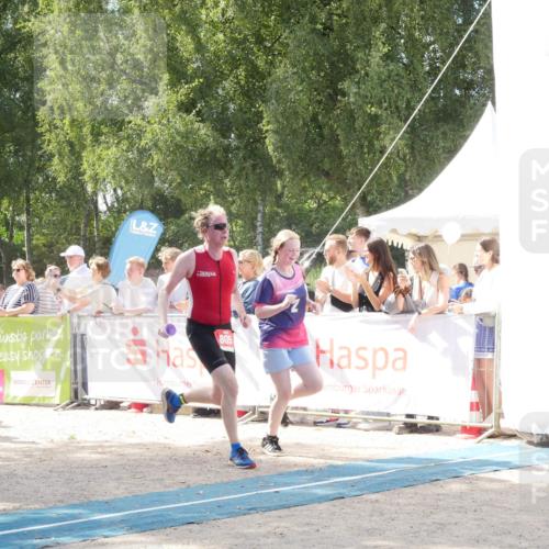 07.09.2025 - 19. Norderstedt Triathlon Zöllner http://msf.ph/oto/8788811 07.09.2025 13:53:50 Ziel 230, 790, 805 meine-sportfotos.de