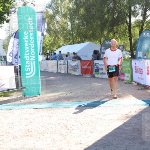 07.09.2025 - 19. Norderstedt Triathlon Zöllner http://msf.ph/oto/8788825 07.09.2025 16:11:36 Ziel 1537 meine-sportfotos.de
