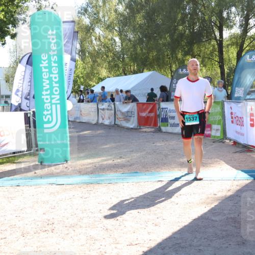 07.09.2025 - 19. Norderstedt Triathlon Zöllner http://msf.ph/oto/8788840 07.09.2025 16:11:37 Ziel 1537 meine-sportfotos.de