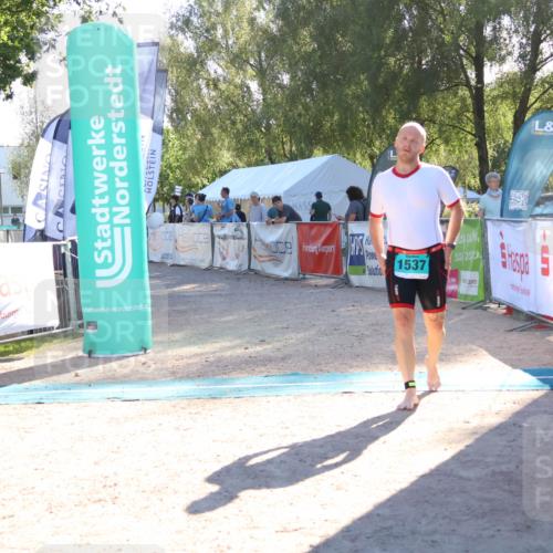 07.09.2025 - 19. Norderstedt Triathlon Zöllner http://msf.ph/oto/8788845 07.09.2025 16:11:37 Ziel 1537 meine-sportfotos.de
