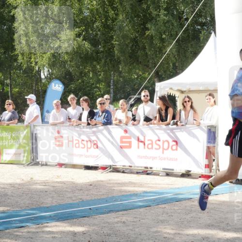 07.09.2025 - 19. Norderstedt Triathlon Zöllner http://msf.ph/oto/8788846 07.09.2025 13:54:38 Ziel 319, 1261 meine-sportfotos.de