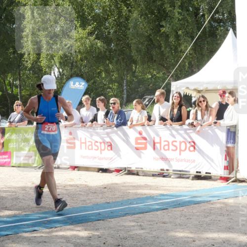 07.09.2025 - 19. Norderstedt Triathlon Zöllner http://msf.ph/oto/8788876 07.09.2025 13:55:19 Ziel 270, 842 meine-sportfotos.de