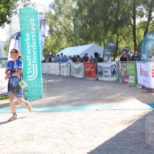 07.09.2025 - 19. Norderstedt Triathlon Zöllner http://msf.ph/oto/8788882 07.09.2025 16:12:07 Ziel 478 meine-sportfotos.de