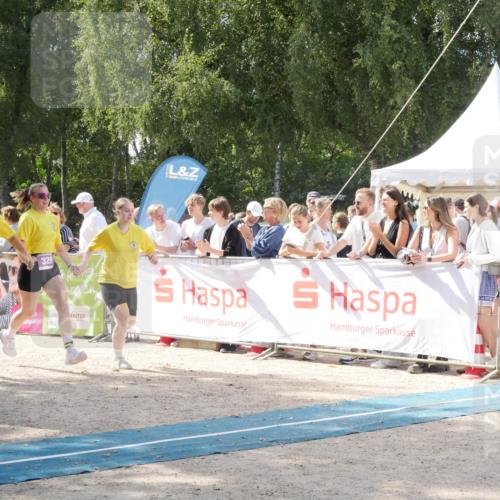 07.09.2025 - 19. Norderstedt Triathlon Zöllner http://msf.ph/oto/8788889 07.09.2025 13:56:03 Ziel 329 meine-sportfotos.de