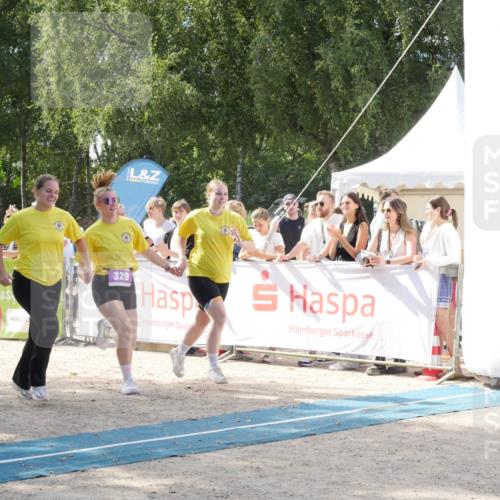 07.09.2025 - 19. Norderstedt Triathlon Zöllner http://msf.ph/oto/8788892 07.09.2025 13:56:03 Ziel 329 meine-sportfotos.de