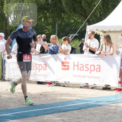 07.09.2025 - 19. Norderstedt Triathlon Zöllner http://msf.ph/oto/8788918 07.09.2025 13:57:03 Ziel 310, 336 meine-sportfotos.de