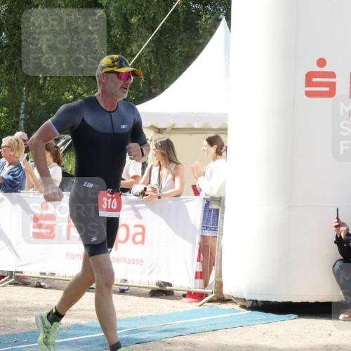 07.09.2025 - 19. Norderstedt Triathlon Zöllner http://msf.ph/oto/8788923 07.09.2025 13:57:03 Ziel 310, 336 meine-sportfotos.de