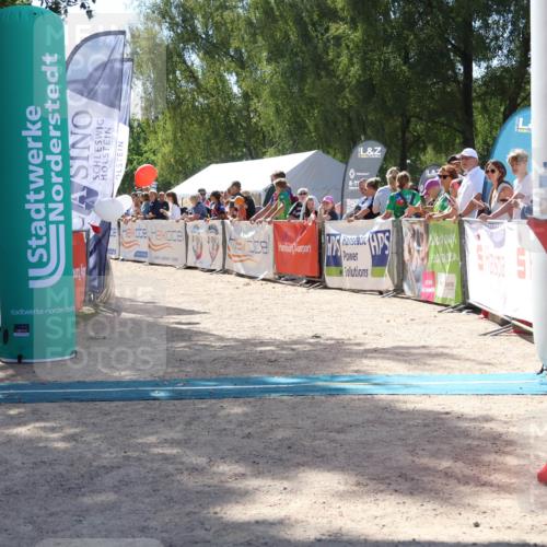 07.09.2025 - 19. Norderstedt Triathlon Zöllner http://msf.ph/oto/8788925 07.09.2025 13:46:57 Ziel  meine-sportfotos.de
