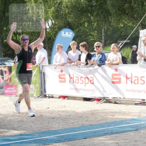 07.09.2025 - 19. Norderstedt Triathlon Zöllner http://msf.ph/oto/8788949 07.09.2025 13:57:20 Ziel 744 meine-sportfotos.de
