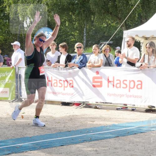 07.09.2025 - 19. Norderstedt Triathlon Zöllner http://msf.ph/oto/8788952 07.09.2025 13:57:20 Ziel 744 meine-sportfotos.de