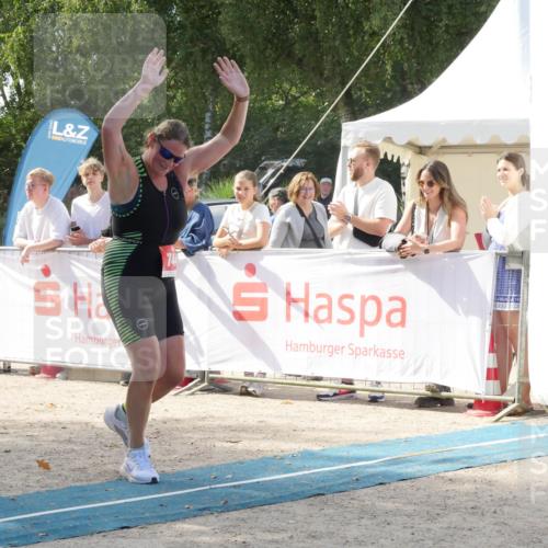 07.09.2025 - 19. Norderstedt Triathlon Zöllner http://msf.ph/oto/8788954 07.09.2025 13:57:21 Ziel 744 meine-sportfotos.de