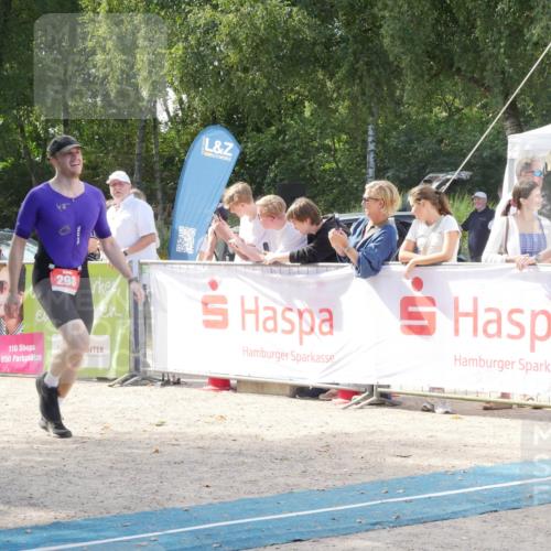 07.09.2025 - 19. Norderstedt Triathlon Zöllner http://msf.ph/oto/8788977 07.09.2025 13:58:22 Ziel 298, 312 meine-sportfotos.de