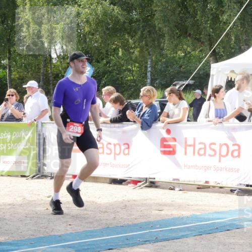 07.09.2025 - 19. Norderstedt Triathlon Zöllner http://msf.ph/oto/8788982 07.09.2025 13:58:23 Ziel 298, 312 meine-sportfotos.de
