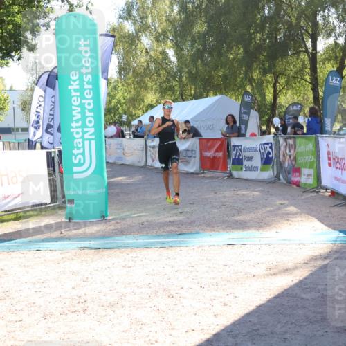 07.09.2025 - 19. Norderstedt Triathlon Zöllner http://msf.ph/oto/8788997 07.09.2025 16:13:53 Ziel 469, 1503 meine-sportfotos.de