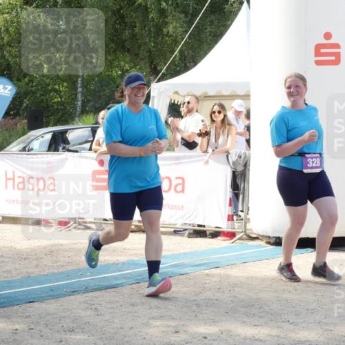 07.09.2025 - 19. Norderstedt Triathlon Zöllner http://msf.ph/oto/8789018 07.09.2025 13:58:51 Ziel 328 meine-sportfotos.de