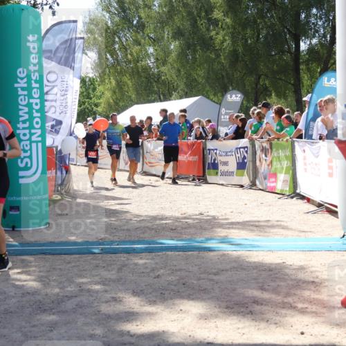 07.09.2025 - 19. Norderstedt Triathlon Zöllner http://msf.ph/oto/8789035 07.09.2025 13:48:14 Ziel 311, 777, 1298 meine-sportfotos.de