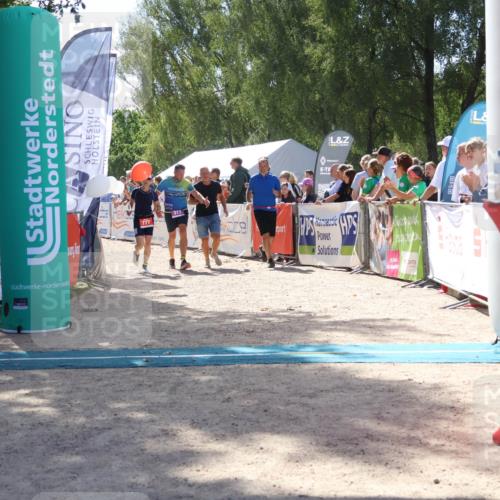 07.09.2025 - 19. Norderstedt Triathlon Zöllner http://msf.ph/oto/8789040 07.09.2025 13:48:15 Ziel 311, 777, 1298 meine-sportfotos.de