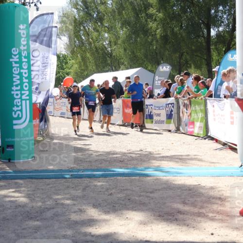 07.09.2025 - 19. Norderstedt Triathlon Zöllner http://msf.ph/oto/8789043 07.09.2025 13:48:15 Ziel 311, 777, 1298 meine-sportfotos.de