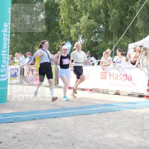 07.09.2025 - 19. Norderstedt Triathlon Zöllner http://msf.ph/oto/8789049 07.09.2025 13:59:46 Ziel 354 meine-sportfotos.de