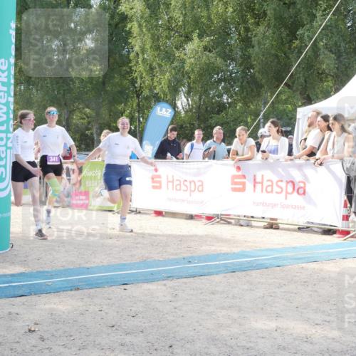 07.09.2025 - 19. Norderstedt Triathlon Zöllner http://msf.ph/oto/8789059 07.09.2025 13:59:51 Ziel 341, 354 meine-sportfotos.de
