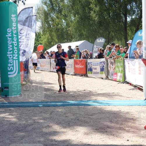 07.09.2025 - 19. Norderstedt Triathlon Zöllner http://msf.ph/oto/8789102 07.09.2025 13:48:23 Ziel 311, 352, 777, 799 meine-sportfotos.de