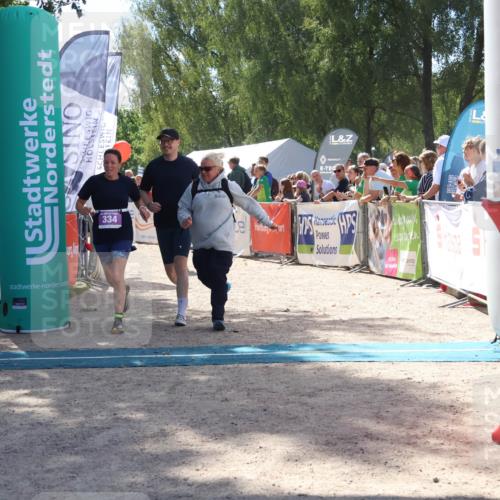 07.09.2025 - 19. Norderstedt Triathlon Zöllner http://msf.ph/oto/8789144 07.09.2025 13:48:41 Ziel 334, 1292, 1344 meine-sportfotos.de