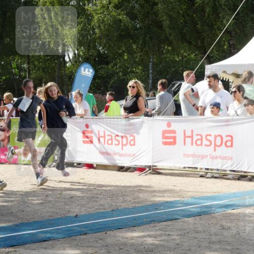 07.09.2025 - 19. Norderstedt Triathlon Zöllner http://msf.ph/oto/8789147 07.09.2025 14:04:28 Ziel 359 meine-sportfotos.de