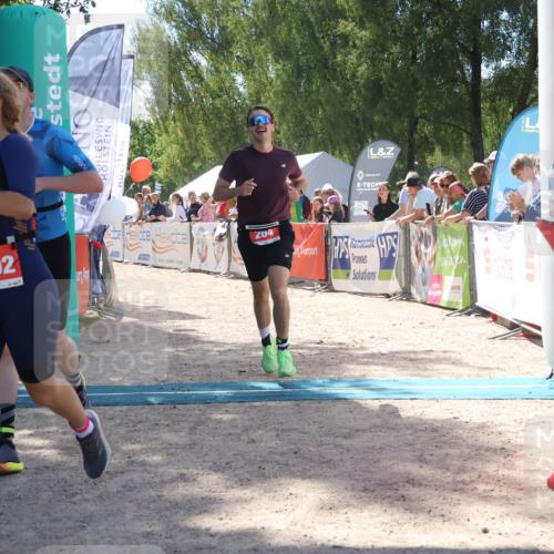 07.09.2025 - 19. Norderstedt Triathlon Zöllner http://msf.ph/oto/8789177 07.09.2025 13:48:48 Ziel 153, 264, 1292, 1344 meine-sportfotos.de