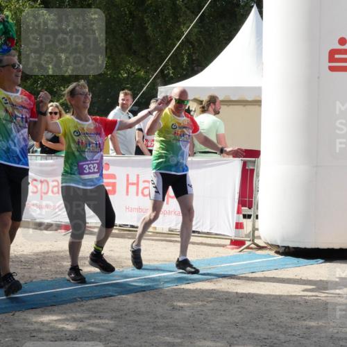 07.09.2025 - 19. Norderstedt Triathlon Zöllner http://msf.ph/oto/8789182 07.09.2025 14:05:33 Ziel 332 meine-sportfotos.de