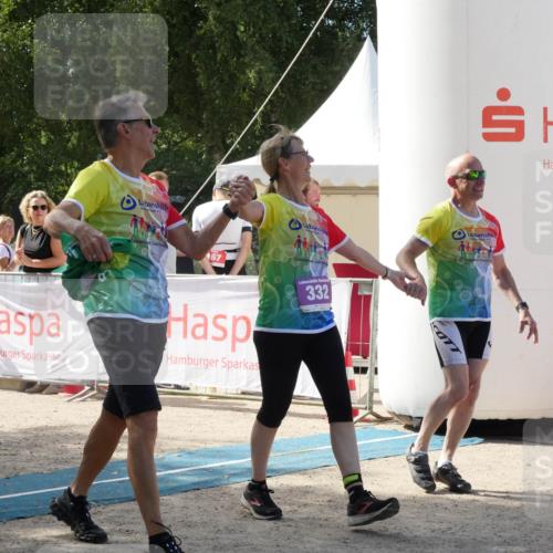 07.09.2025 - 19. Norderstedt Triathlon Zöllner http://msf.ph/oto/8789188 07.09.2025 14:05:34 Ziel 332 meine-sportfotos.de