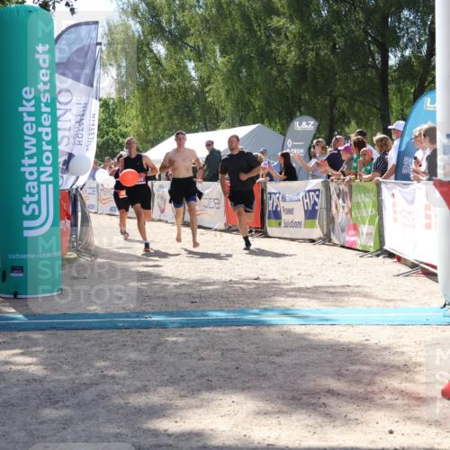 07.09.2025 - 19. Norderstedt Triathlon Zöllner http://msf.ph/oto/8789191 07.09.2025 13:49:23 Ziel 320, 789 meine-sportfotos.de