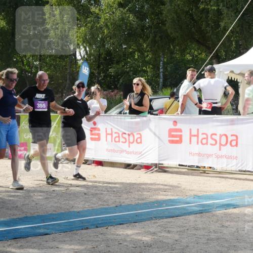 07.09.2025 - 19. Norderstedt Triathlon Zöllner http://msf.ph/oto/8789192 07.09.2025 14:06:29 Ziel 355 meine-sportfotos.de