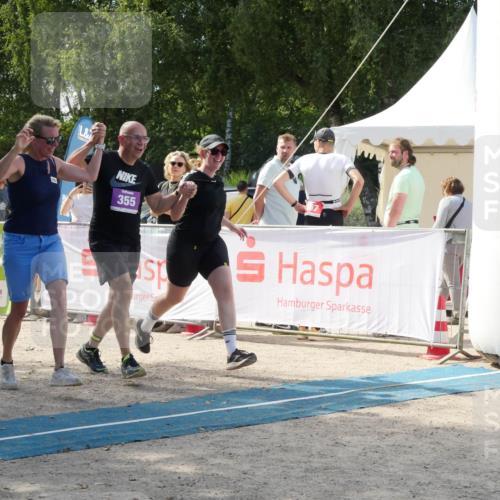 07.09.2025 - 19. Norderstedt Triathlon Zöllner http://msf.ph/oto/8789196 07.09.2025 14:06:30 Ziel 355 meine-sportfotos.de